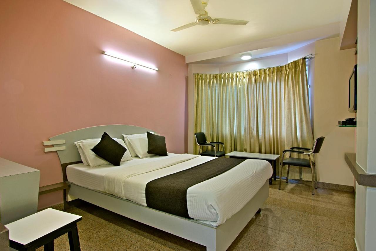 Villa Mannars Residency Mysore Exterior foto